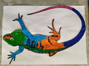 Jaszczurka praca plaastyczna wykonana topionymi kredkami wiecowymi Przemysaw Warzecha